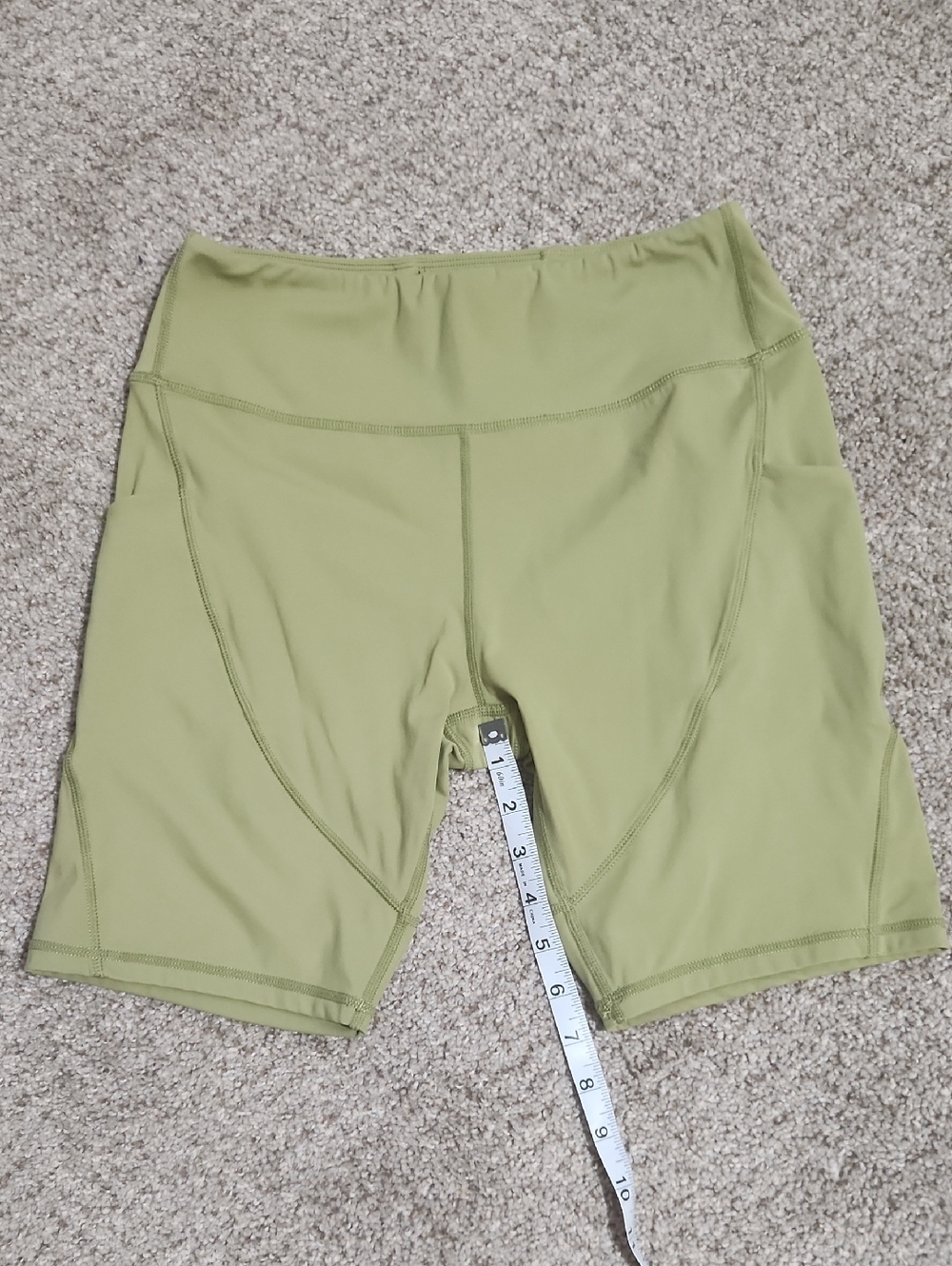 Born Primitive Eccentric Short Large